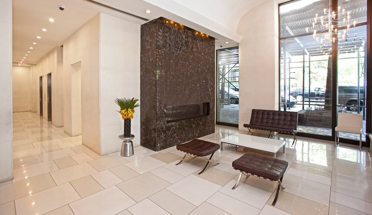 Photo for 52 EAST END AVENUE - 52 East End Avenue Condominium in Upper East Side, Manhattan