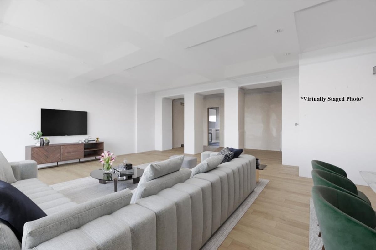 Photo for 750 Park Avenue - 750 Park Avenue Cooperative in Upper East Side, Manhattan