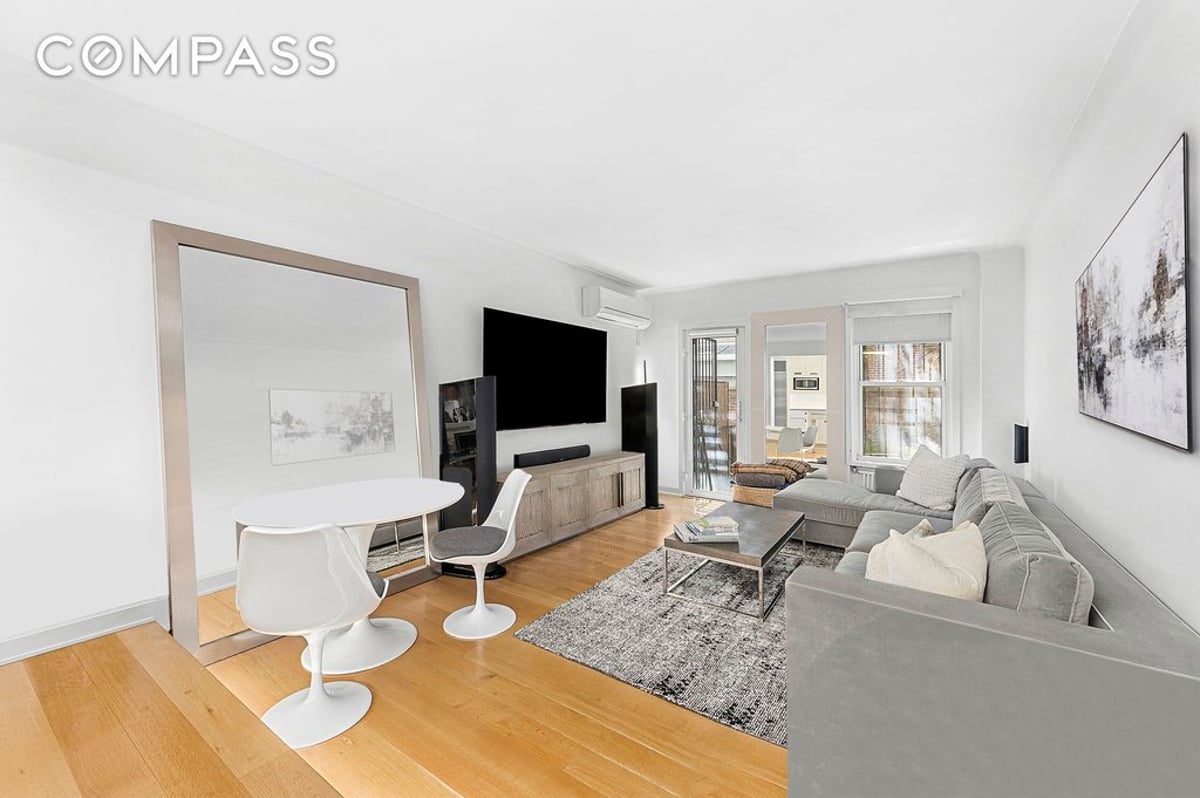Photo for 210 West 19th Street - 210 West 19th Street Condominium in Chelsea, Manhattan