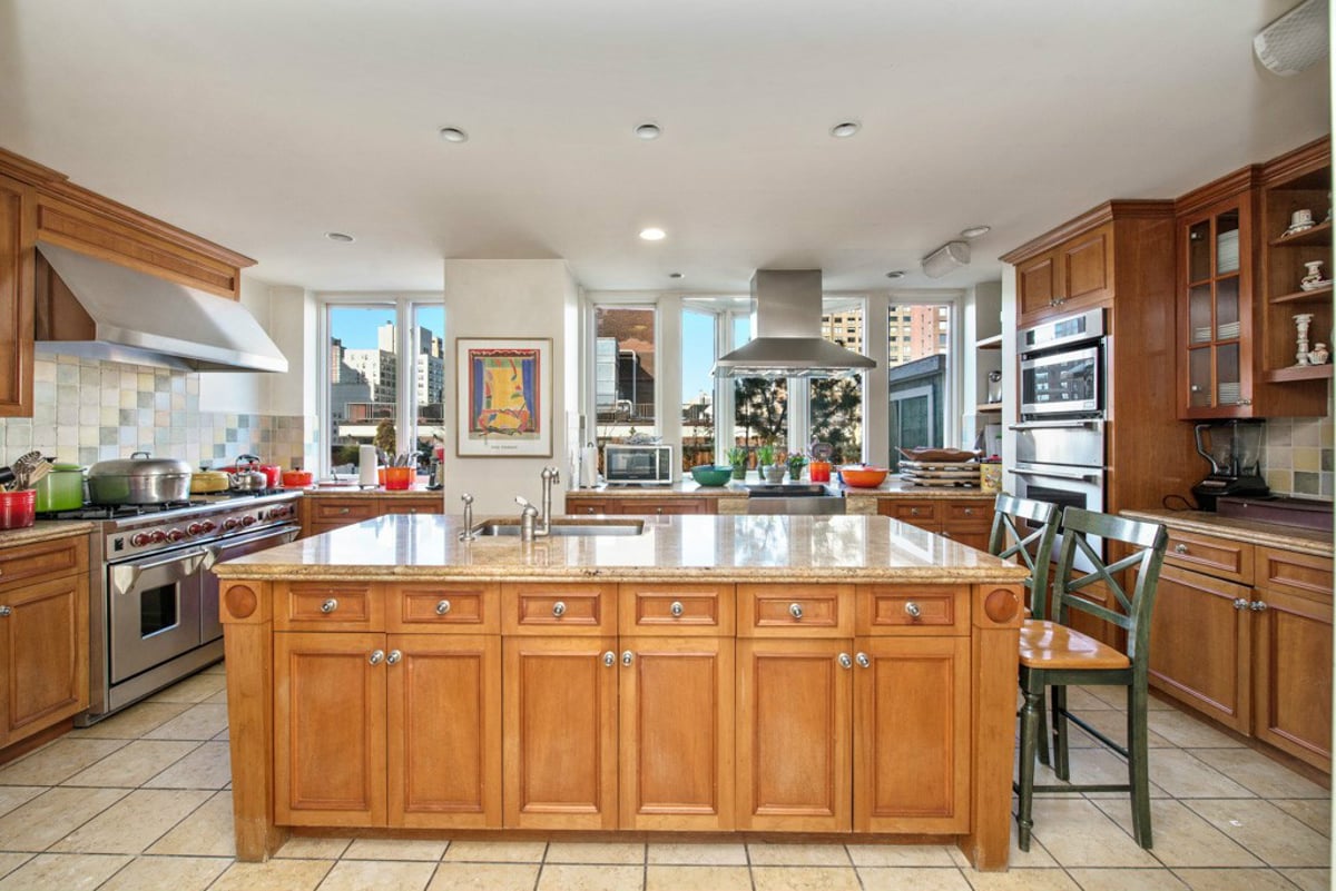 Photo for The Wakefield - 525 East 80th Street Condominium in Upper East Side, Manhattan