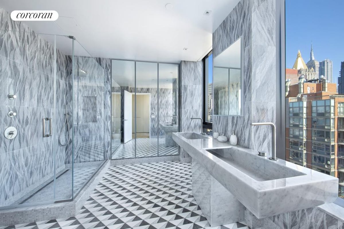 Photo for 121 E 22nd St - 121 East 22nd Street Condominium in Chelsea, Manhattan