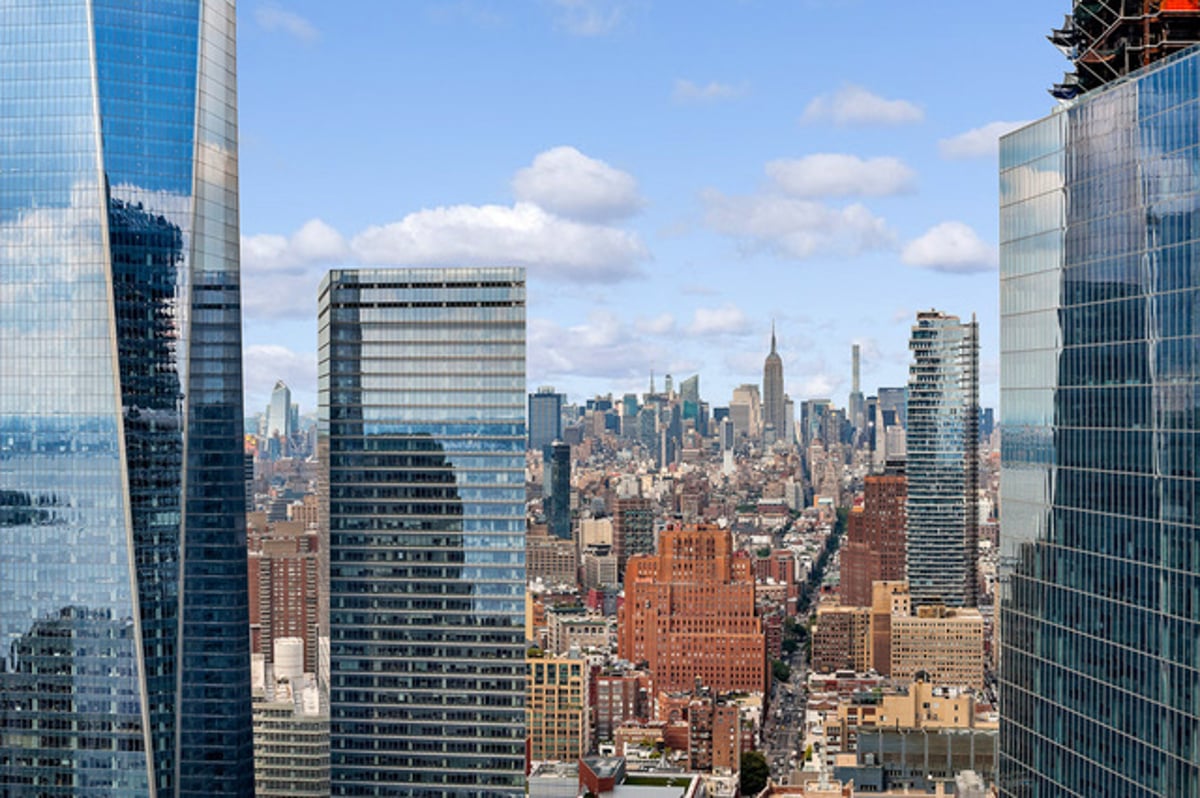Photo for W Downtown Hotel & Residences - 123 Washington Street Condominium in Financial District, Manhattan