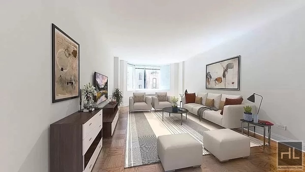Photo for 400 East 71st Street - 400 East 71St Street Rental Building in Lenox Hill, Manhattan