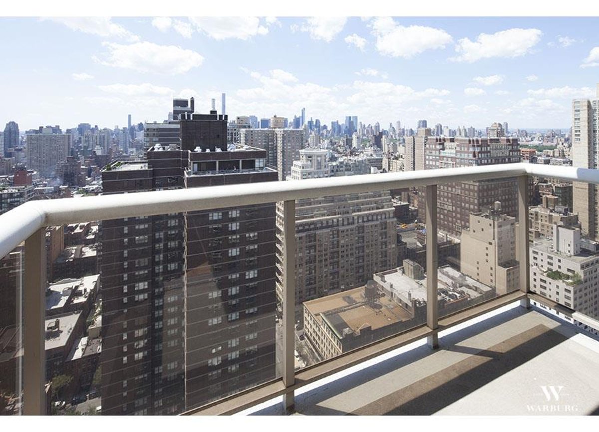 Photo for The Monarch - 200 East 89th Street Condominium in Upper East Side, Manhattan