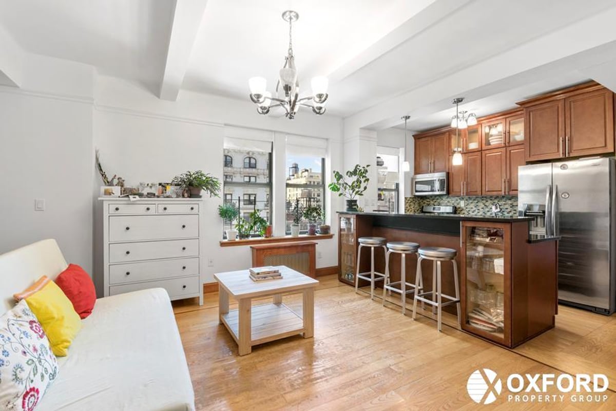 Photo for 675 West End Avenue - 675 West End Avenue Cooperative in Upper West Side, Manhattan