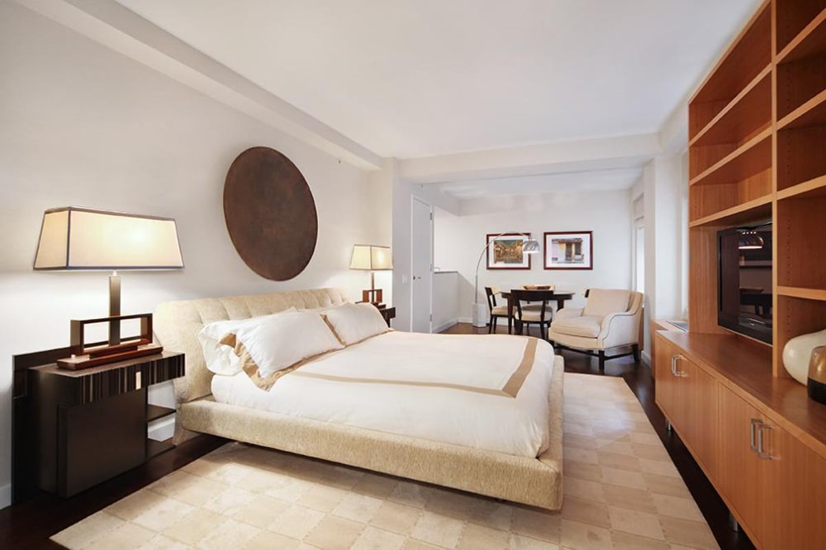 Photo for Windsor Park - 100 West 58th Street Condominium in Midtown, Manhattan