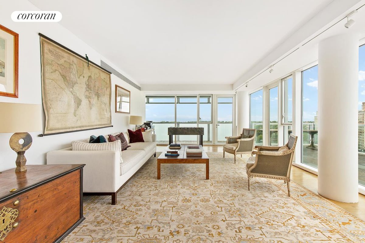 Photo for 1 GRAND ARMY PLAZA - 1 Grand Army Plaza Condominium in Prospect Heights, Brooklyn