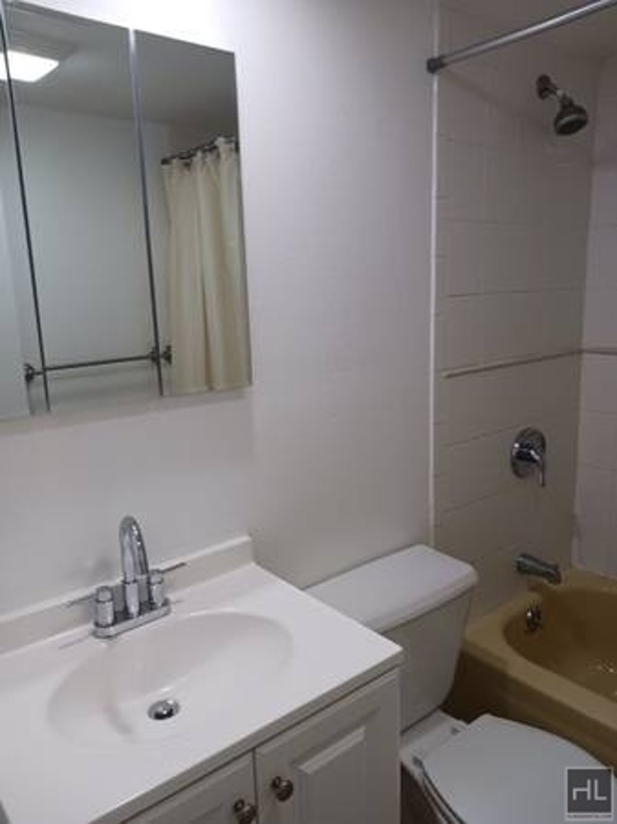 BOUCK AVENUE Rental NYC Real Estate Brokerage