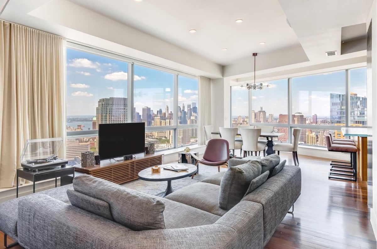 Photo for Toren - 150 Myrtle Avenue Condominium in Downtown Brooklyn, Brooklyn