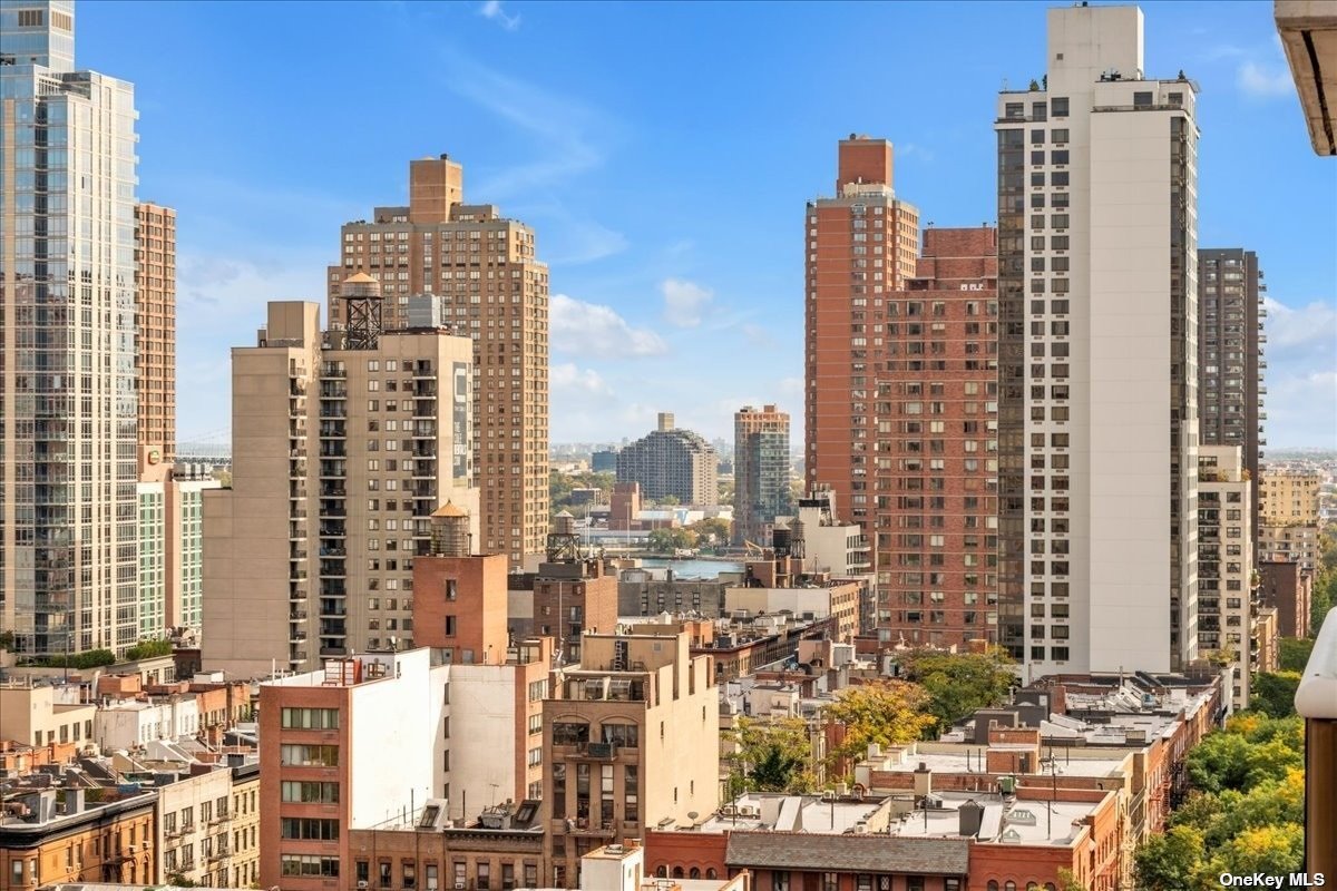 Photo for The Monarch - 200 East 89th Street Condominium in Upper East Side, Manhattan