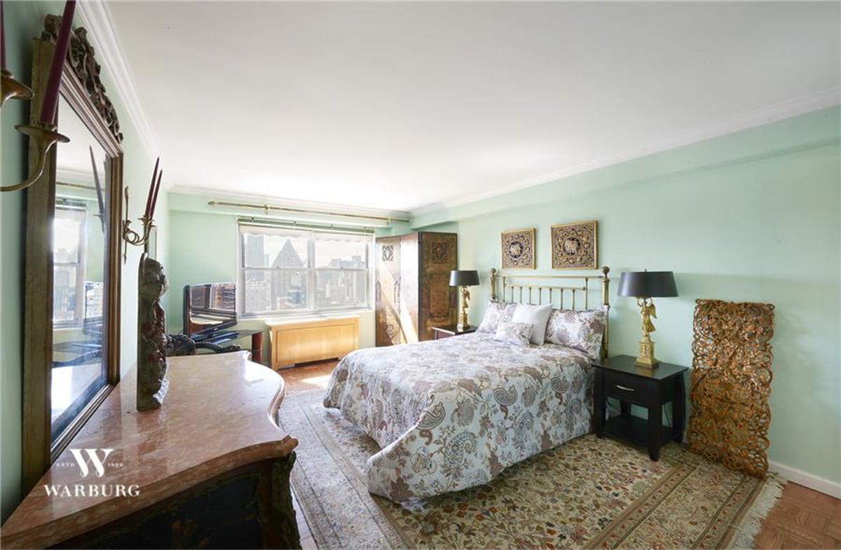 Photo for Plaza 400 - 400 East 56th Street Cooperative in Midtown East, Manhattan