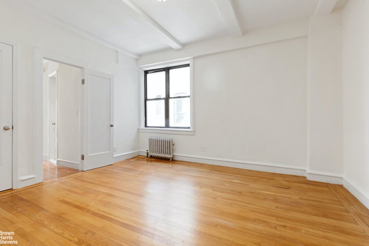 Photo for 350 West 55th - 350 West 55th Street Rental Building in Hell's Kitchen, Manhattan