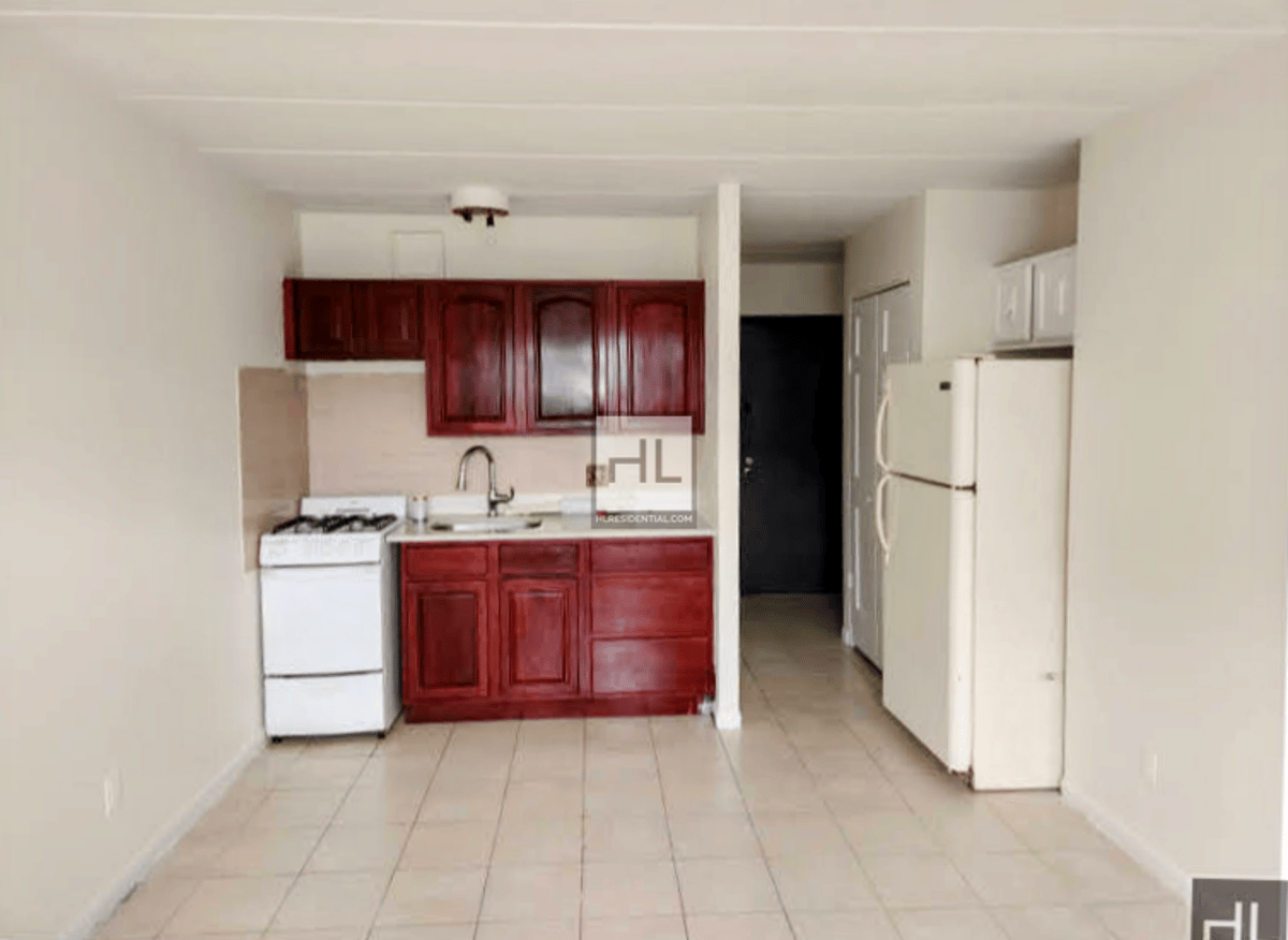 Bright Studio in Elmhurst Rental NYC Real Estate Brokerage