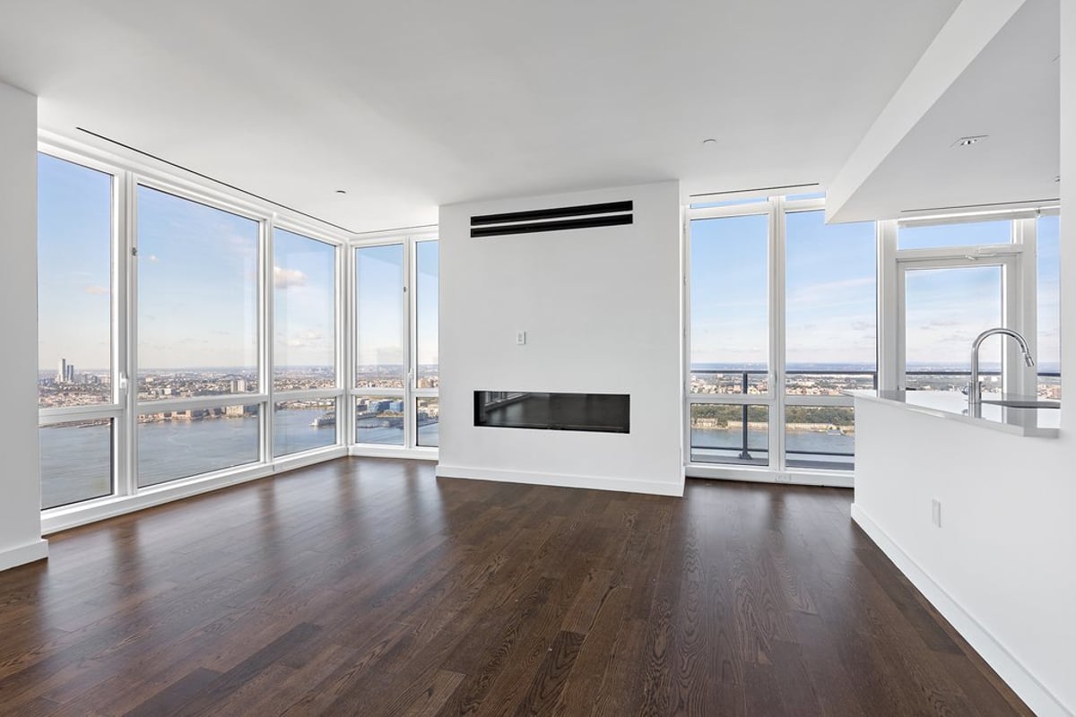 Photo for 605 WEST 42 STREET - 605 West 42nd Street Condominium in Midtown West, Manhattan