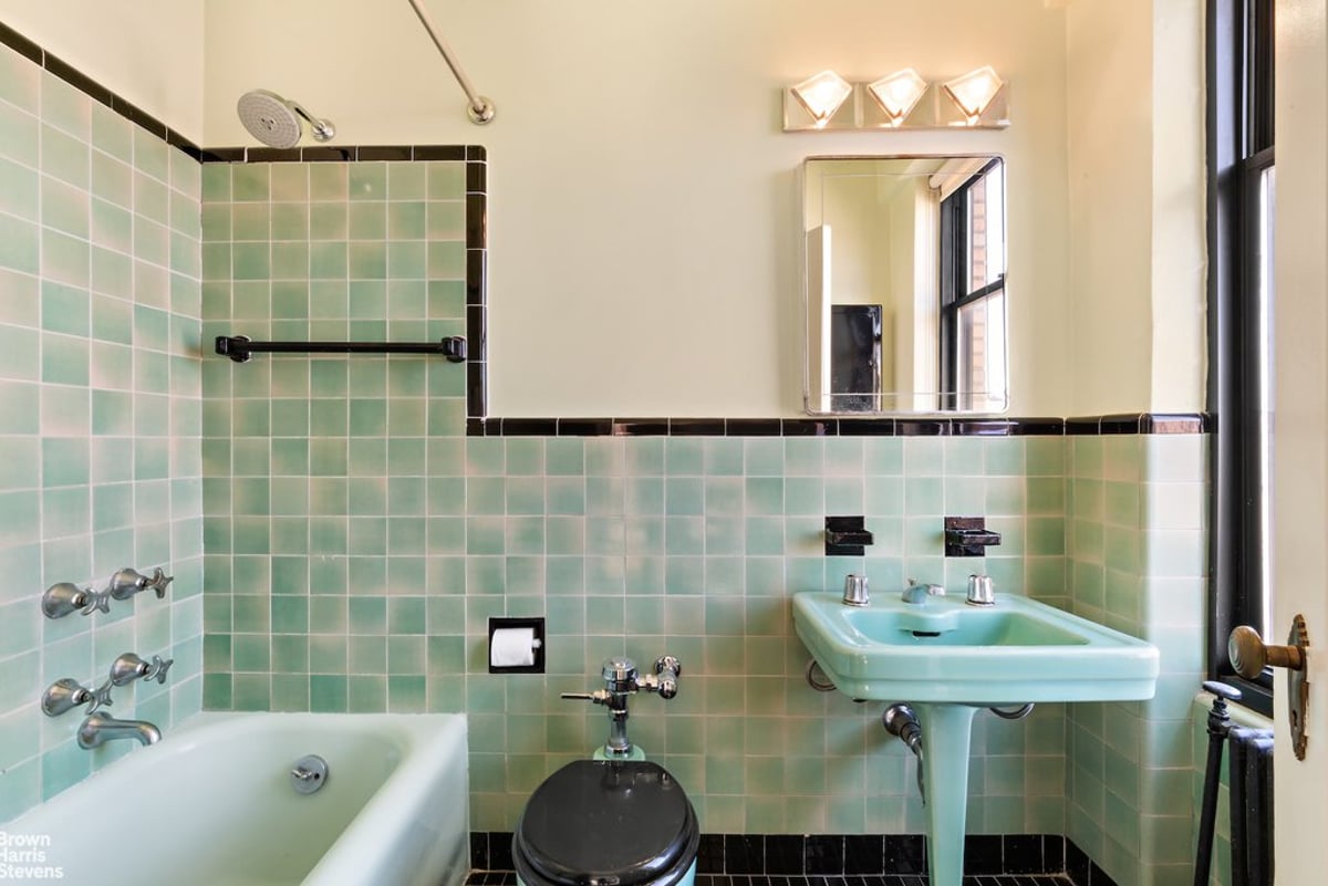 Photo for 200 West 86th Street - 200 West 86th Street Cooperative in Upper West Side, Manhattan