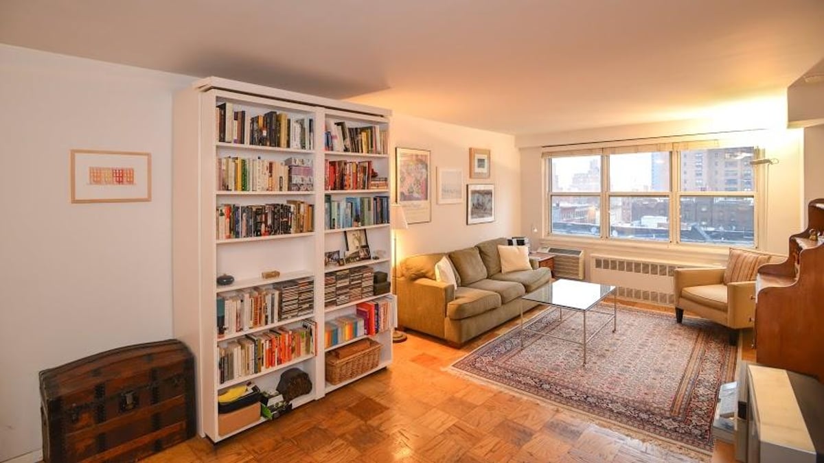 Photo for The Amherst - 401 East 74th Street Condominium in Upper East Side, Manhattan