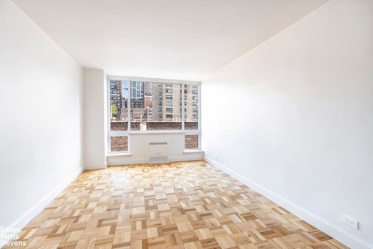 Photo for The Premier - 333 East 69th Street Cooperative in Upper East Side, Manhattan