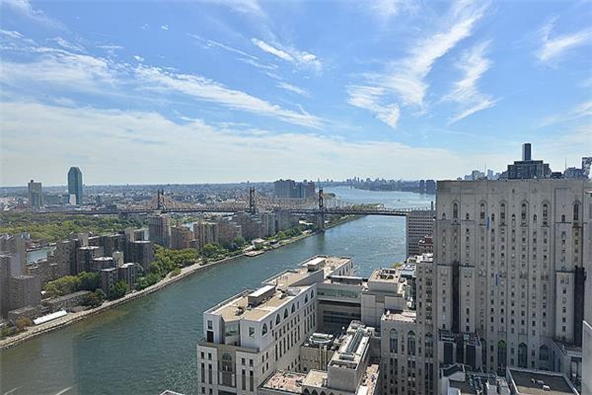 Photo for The Belaire - 524 East 72nd Street Condominium in Upper East Side, Manhattan