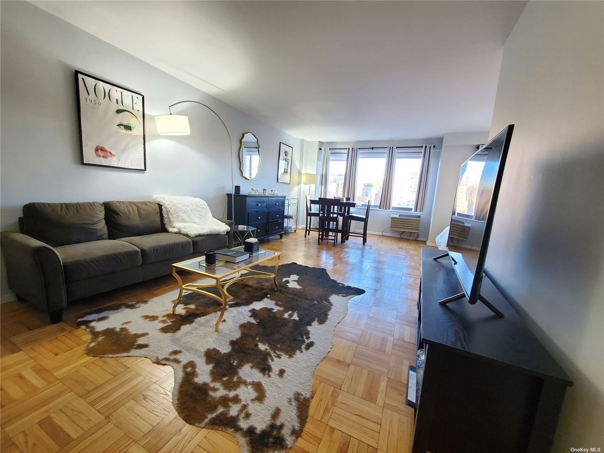 Photo for Century Towers - 175 West 12th Street Condominium in Greenwich Village, Manhattan