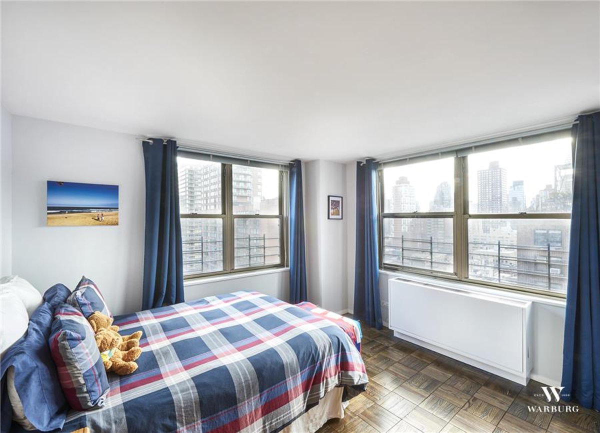 Photo for CONTINENTAL TOWERS - 401 West End Avenue Cooperative in Upper West Side, Manhattan