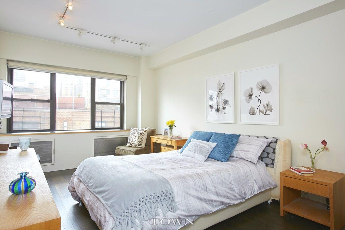 Photo for Yorkgate - 405 East 63rd Street Cooperative in Upper East Side, Manhattan
