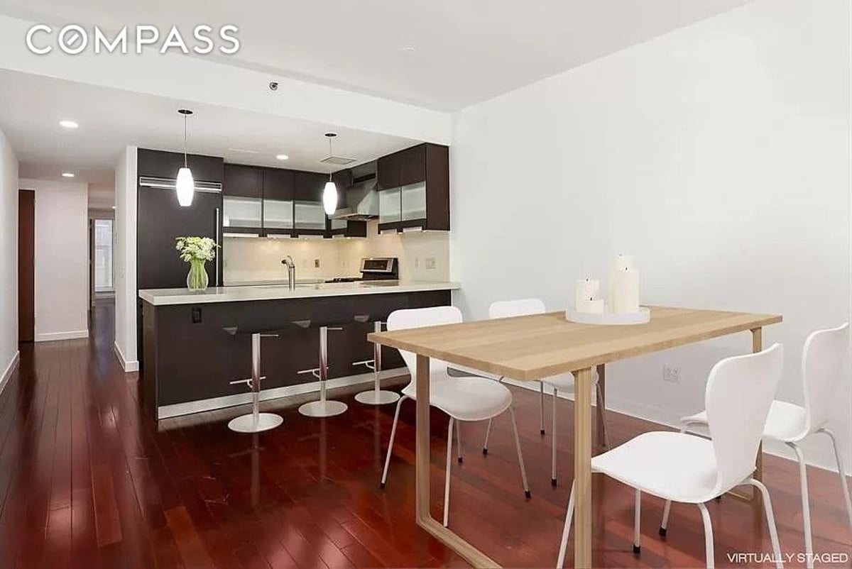 Photo for The Indigo Condominium - 125 West 21St Street Condominium in Chelsea, Manhattan