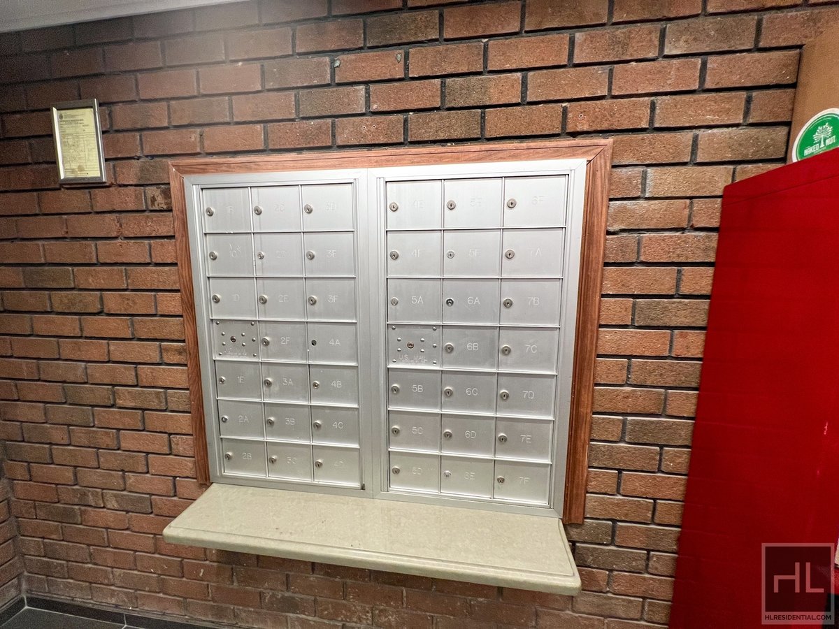 to a Studio/1BA apartment on the UES! No fee! Rental NYC