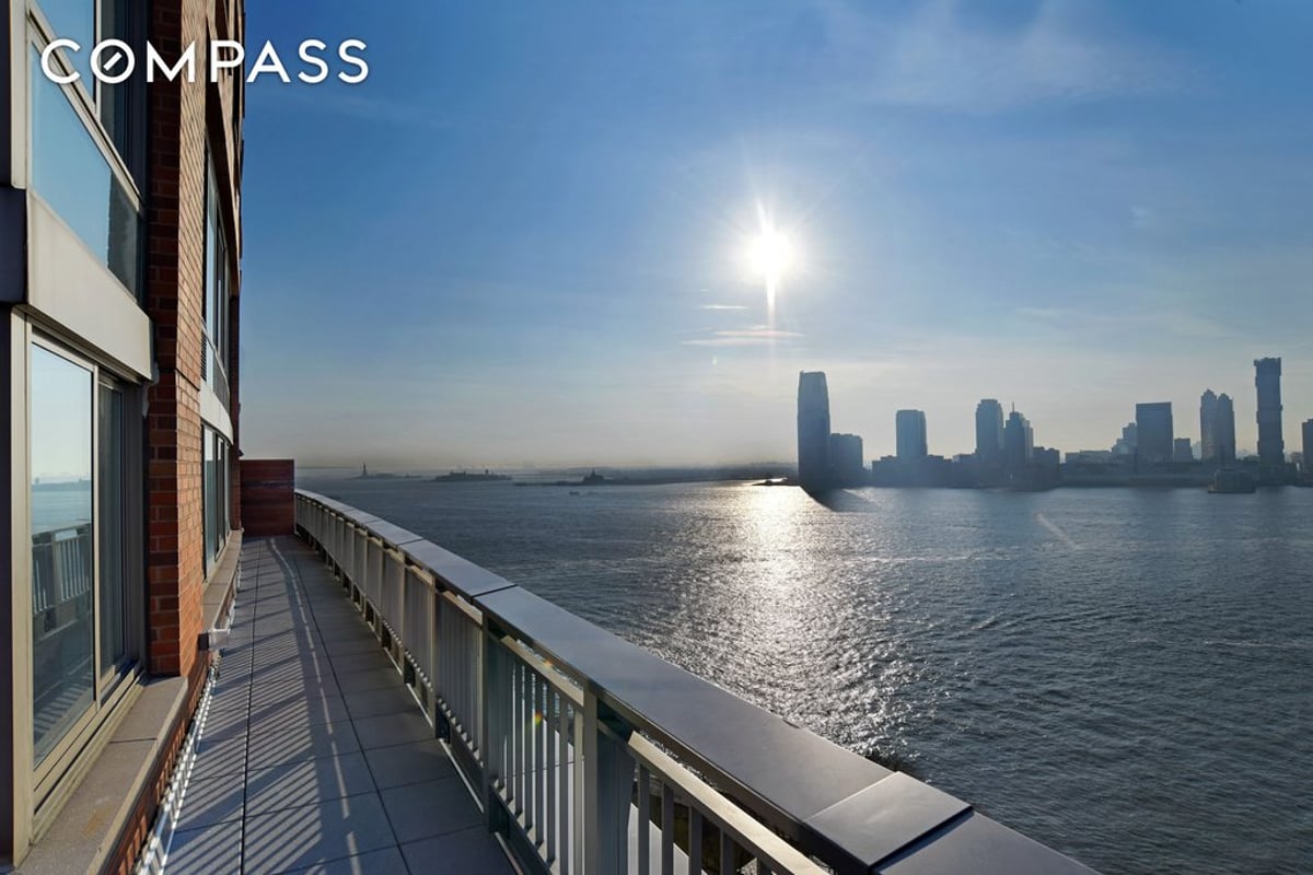 Photo for 212 Warren Street - 212 Warren Street Mixed Use in Battery Park City, Manhattan