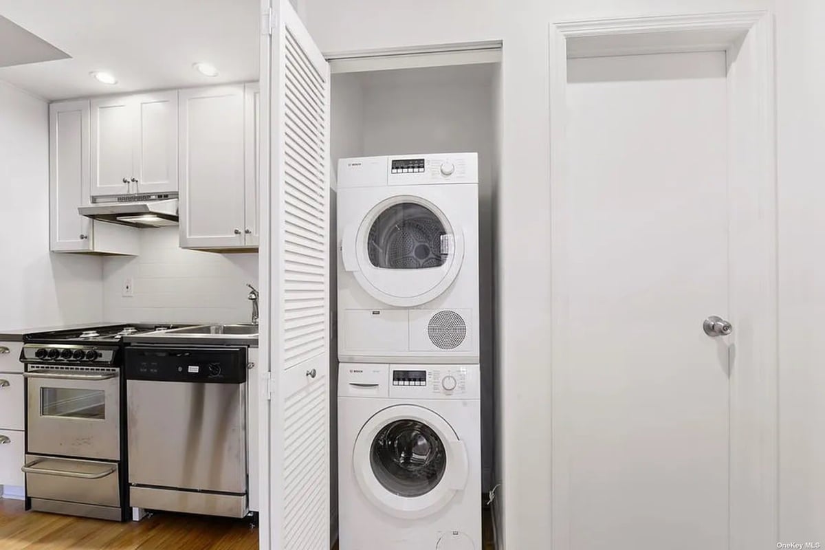 Photo for 439 Hicks Street at Cobble Hill Towers - 417-439 Hicks Street Condominium in Cobble Hill, Brooklyn