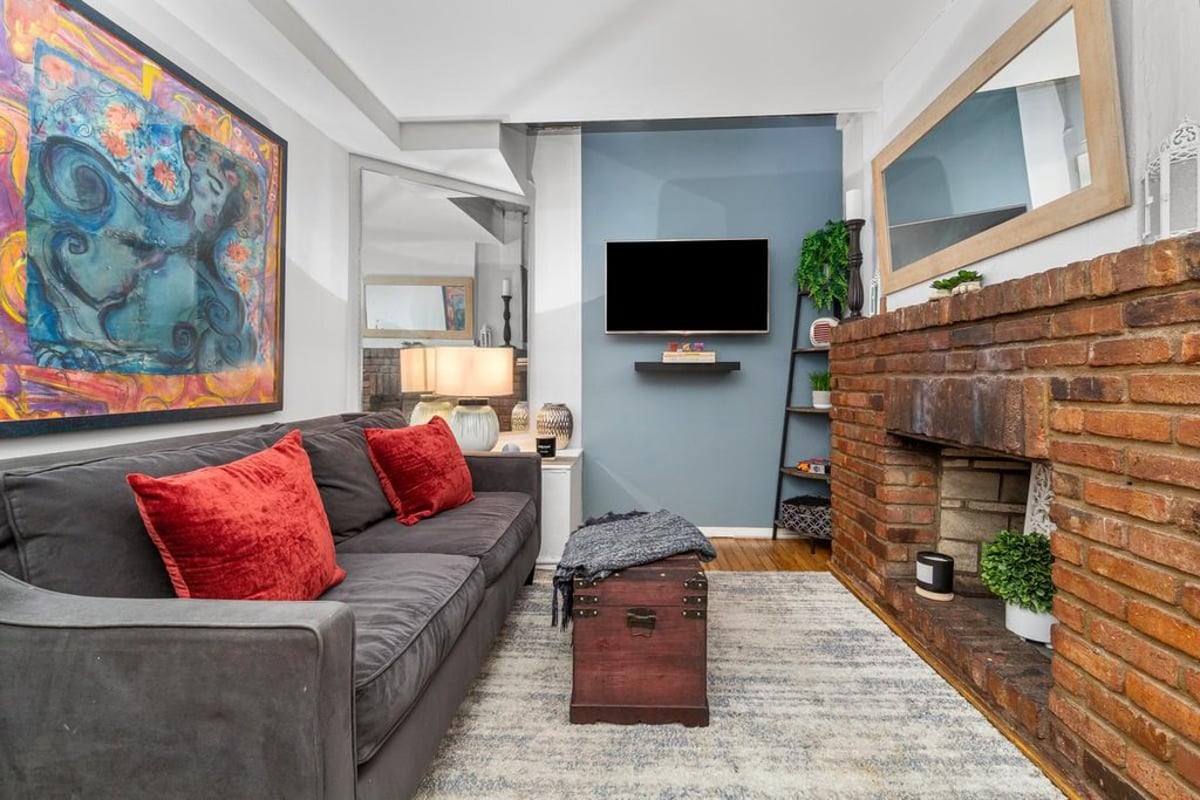 Photo for 410 West 25th Street - 410 West 25th Street Cooperative in Chelsea, Manhattan