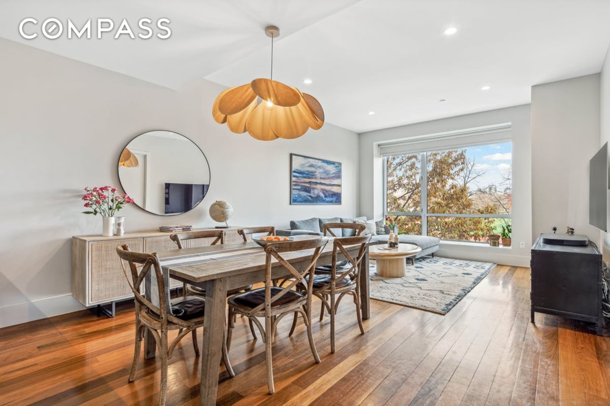 Photo for Bridgeview House Condominiums - 50 Bayard Street Condominium in Chinatown, Manhattan