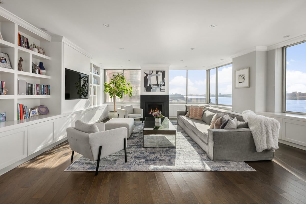 Photo for Trump Place - 200 Riverside Boulevard Condominium in Lincoln Square, Manhattan