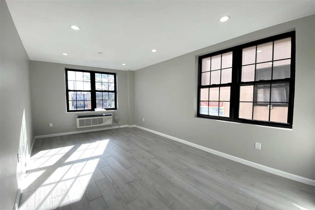 Bronx Park East Rental NYC Real Estate Brokerage