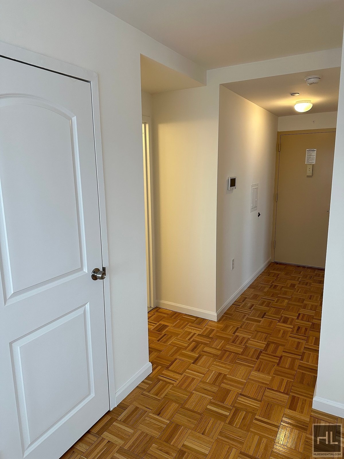 1Bedroom Astoria Apartment with Manhattan Views Utilities Included