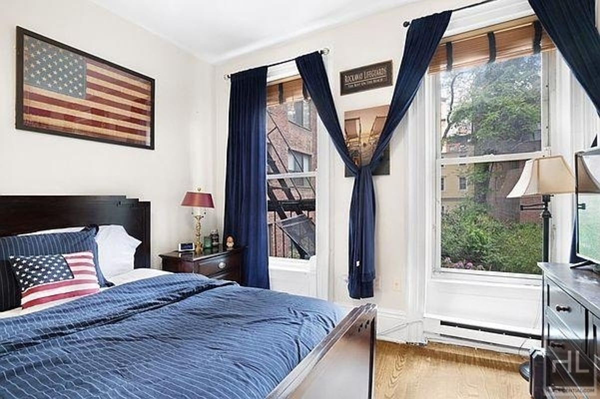 Photo for 305 West 52nd Street - 305 West 52nd Street Condominium in Midtown, Manhattan