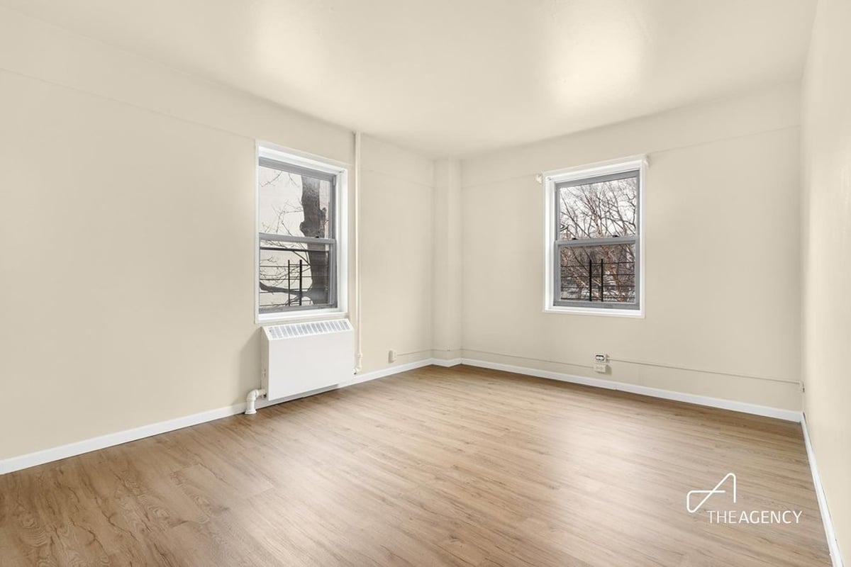Fordham hill oval Rental NYC Real Estate Brokerage