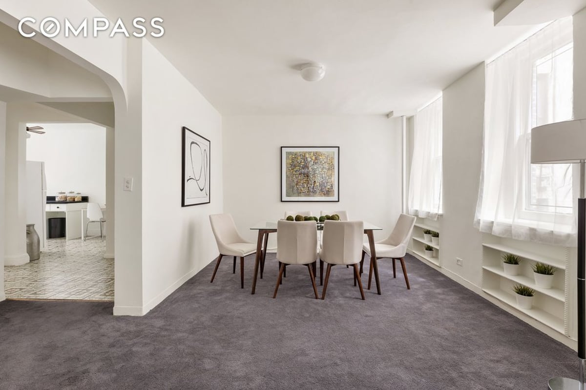 Photo for 300 West End Avenue - 300 West End Avenue Cooperative in Upper West Side, Manhattan