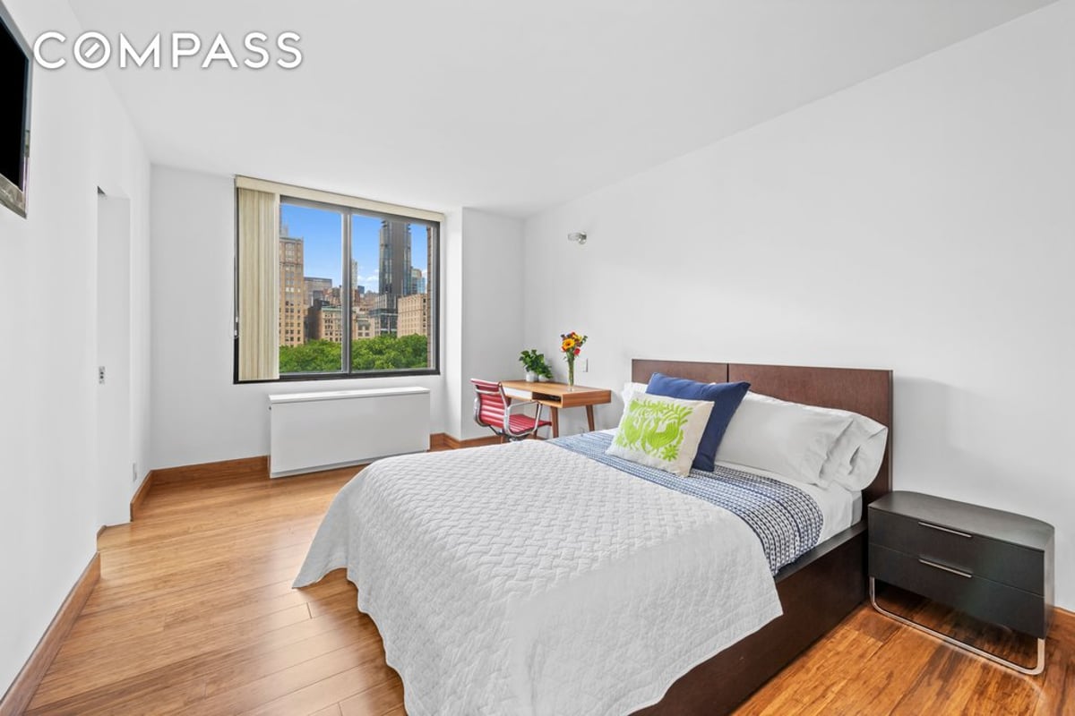 Photo for Madison Green - 5 East 22nd Street Condominium in Flatiron, Manhattan
