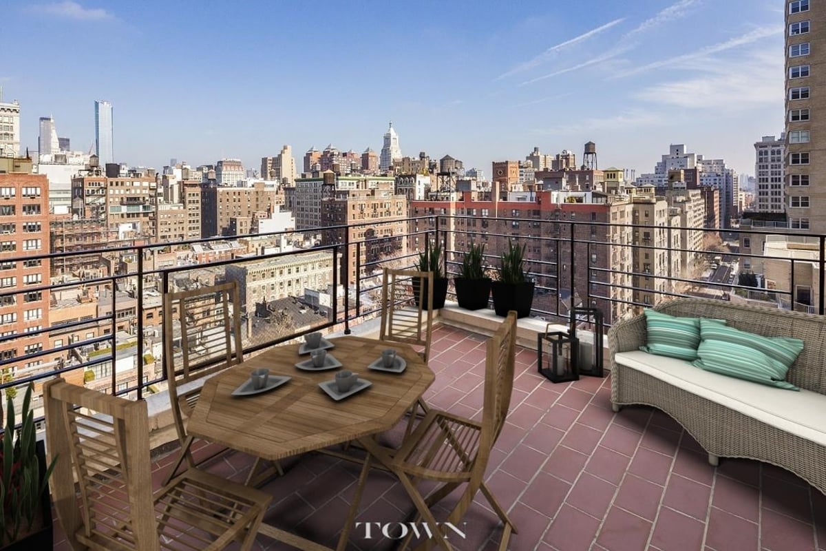 Photo for The Brevoort - 11 5th Avenue Cooperative in Greenwich Village, Manhattan