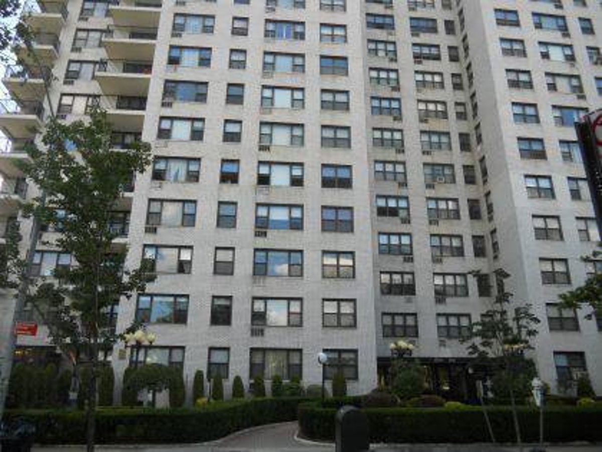 Ocean Parkway Rental NYC Real Estate Brokerage