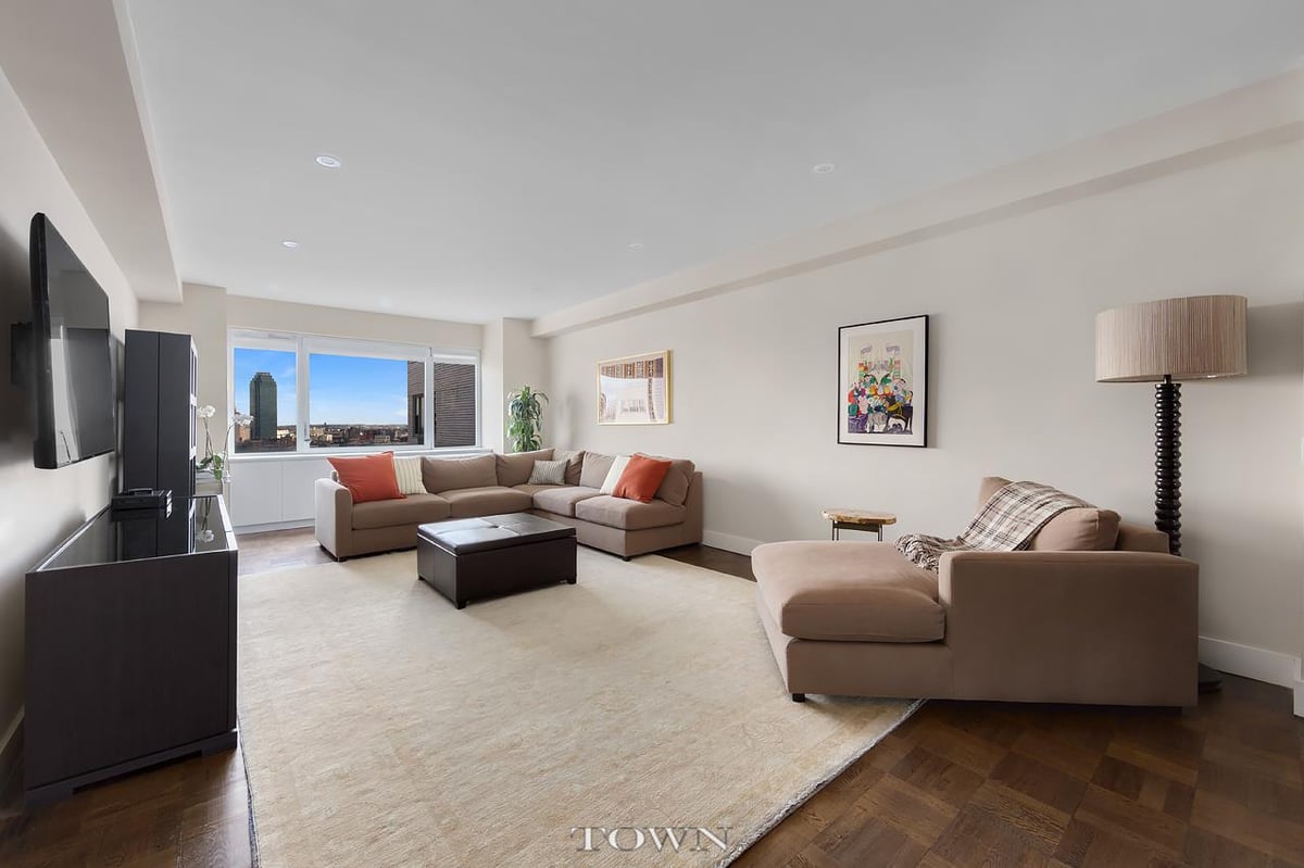 Photo for Cannon Point South - 45 Sutton Place South Cooperative in Midtown East, Manhattan