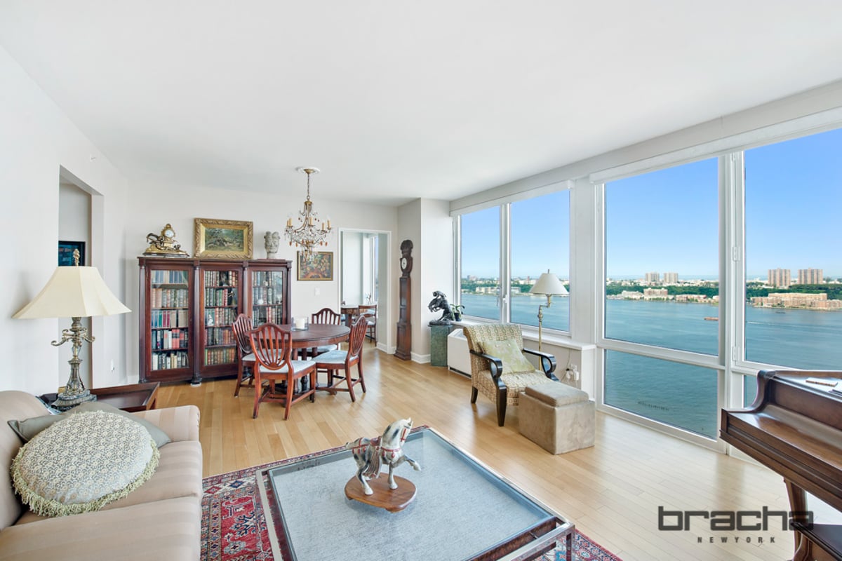 Photo for The Rushmore - 80 Riverside Boulevard Condominium in Upper West Side, Manhattan