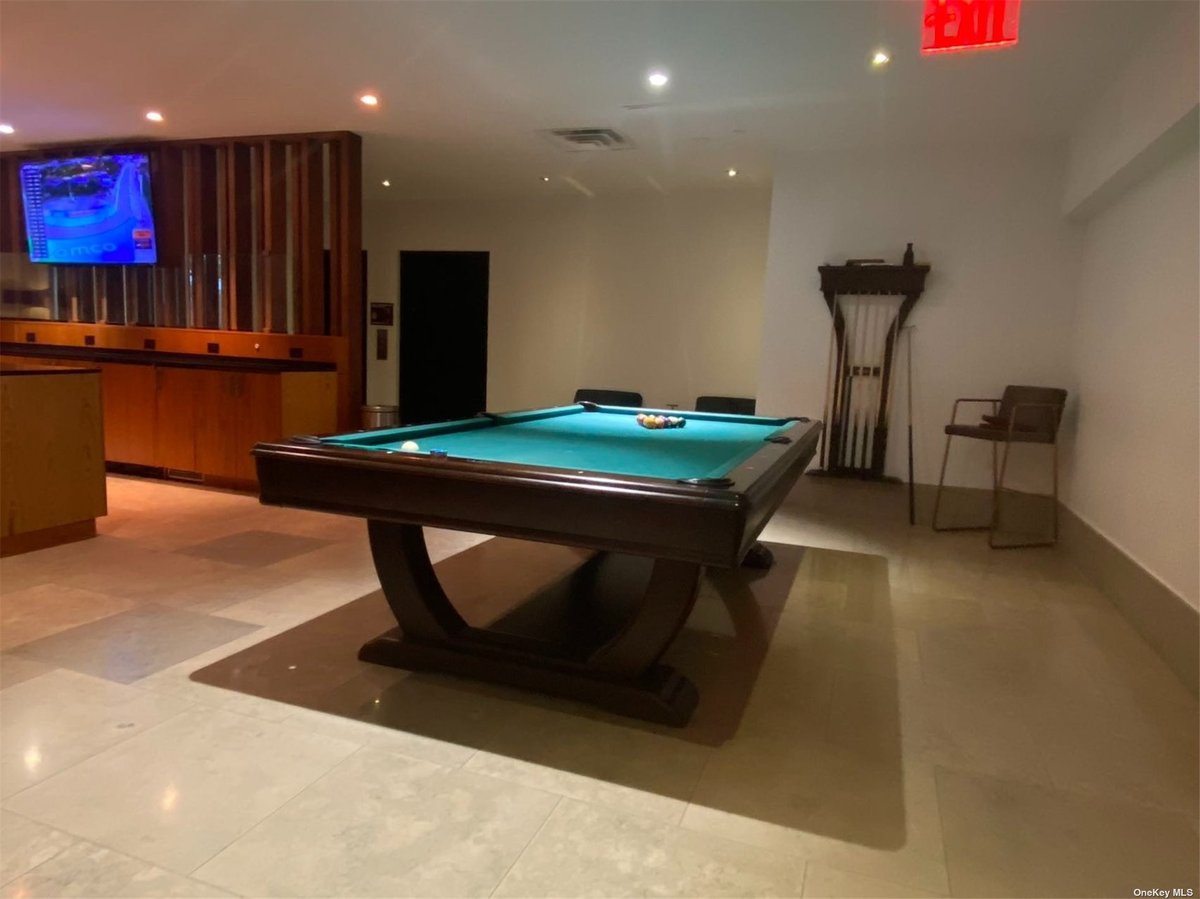 Photo for Oosten - 429 Kent Avenue Condominium in Williamsburg, Brooklyn