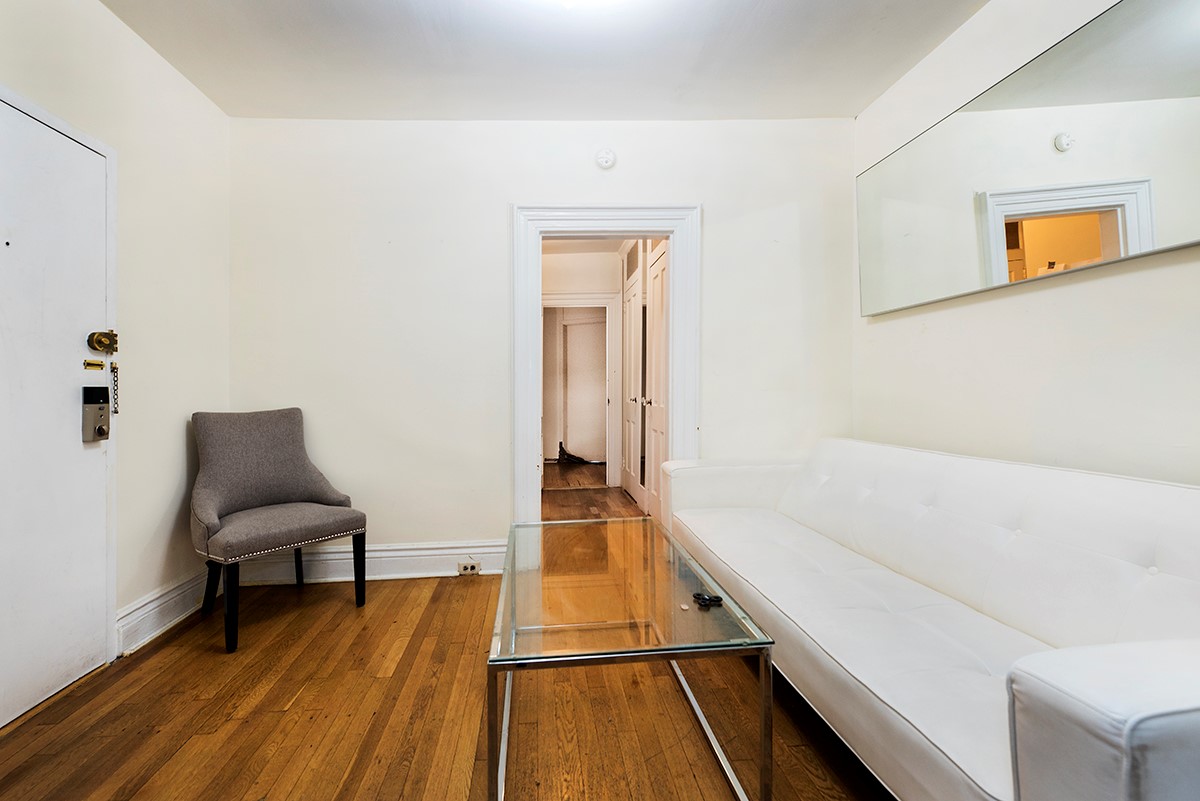 Photo for 305 West 52nd Street - 305 West 52nd Street Condominium in Midtown, Manhattan