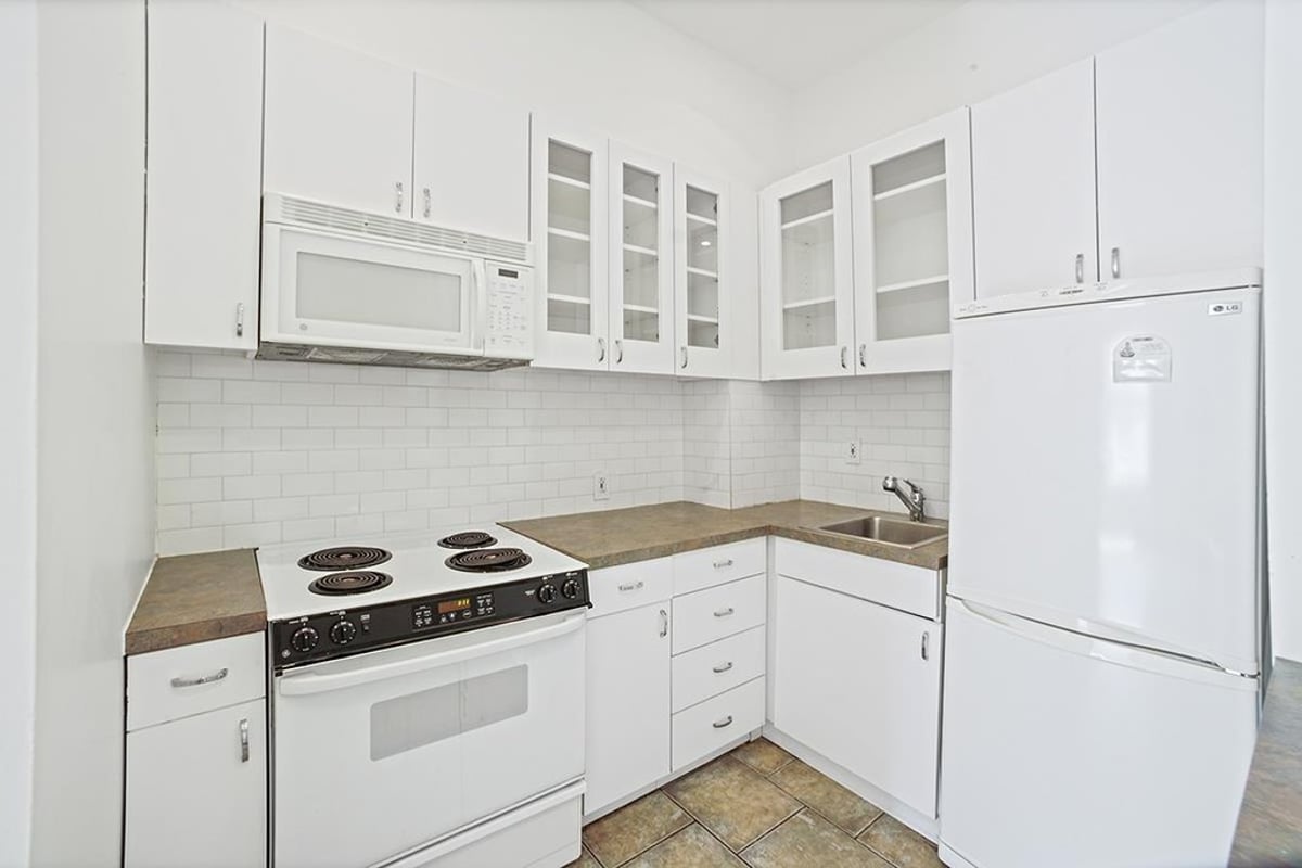 Photo for 354 West 23rd Street - 354 West 23rd Street Cooperative in Chelsea, Manhattan