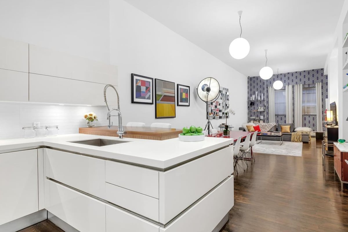 Photo for 250 WEST 27 STREET - 250 West 27th Street Cooperative in Chelsea, Manhattan