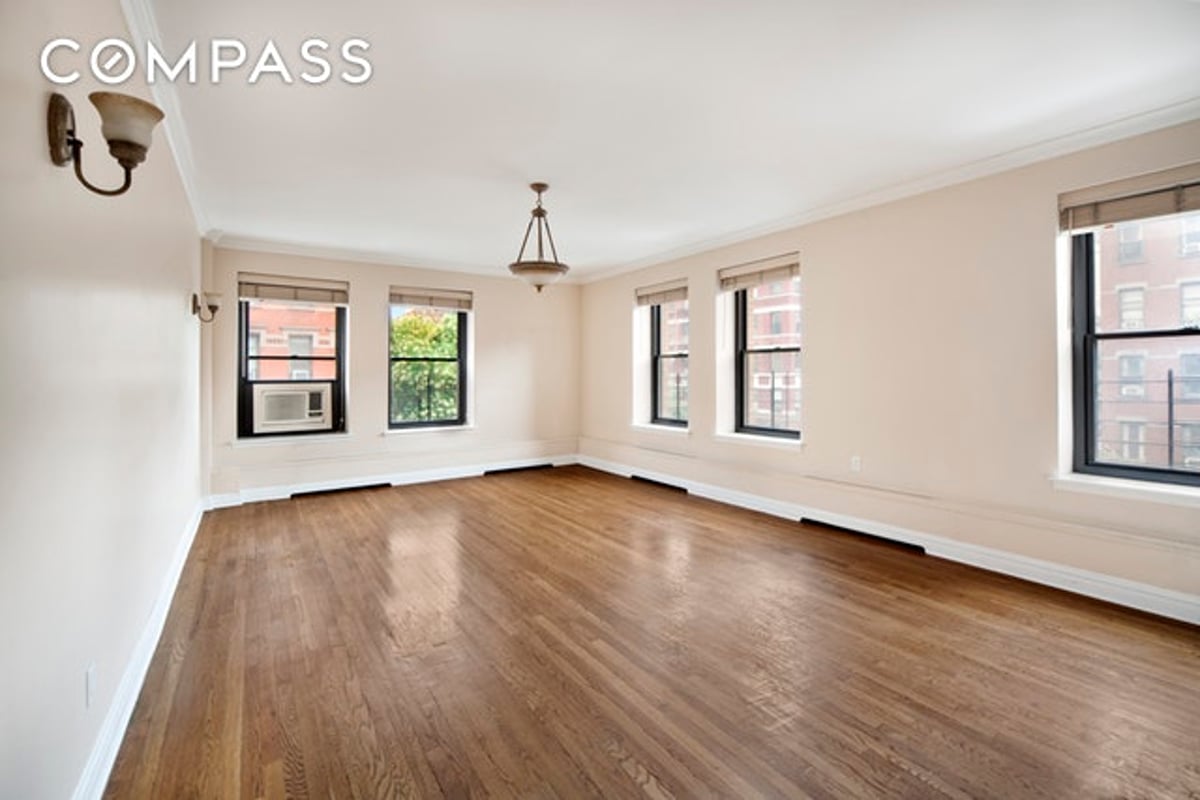 Photo for The Walton Condominium - 104 West 70th Street Condominium in Lincoln Square, Manhattan