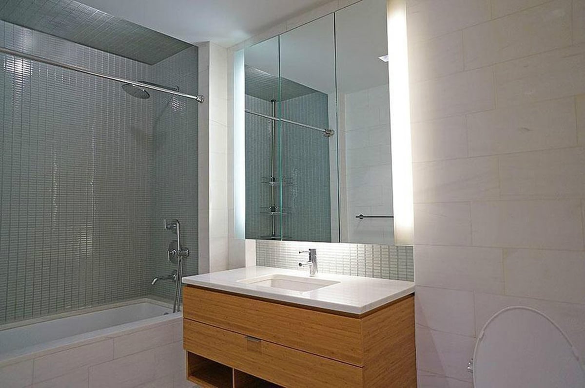 Photo for 303 East 33rd Street - 303 East 33rd Street Condominium in Murray Hill, Manhattan