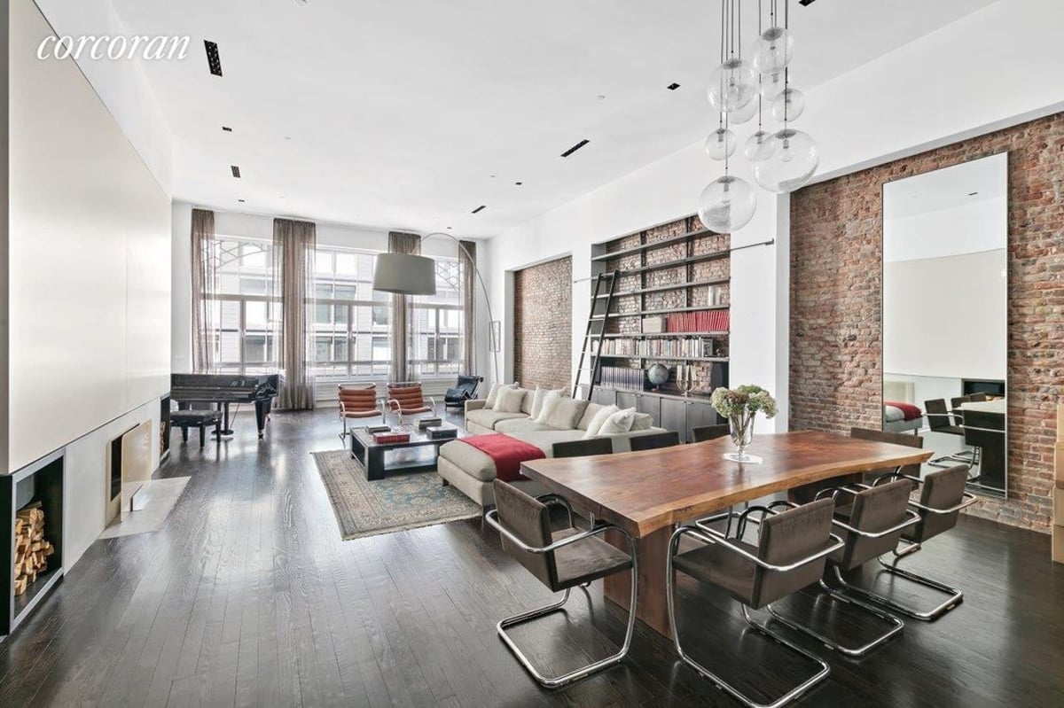 Photo for 354 BROADWAY - 354 Broadway Condominium in Tribeca, Manhattan