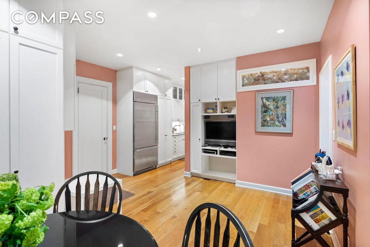 Photo for 325 West End Avenue - 325 West End Avenue Cooperative in Upper West Side, Manhattan